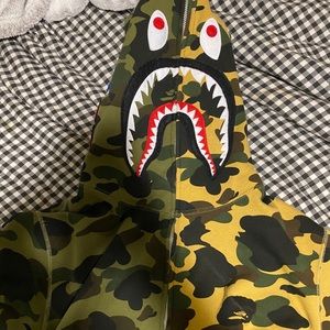 BAPE Ultimate1st camo split